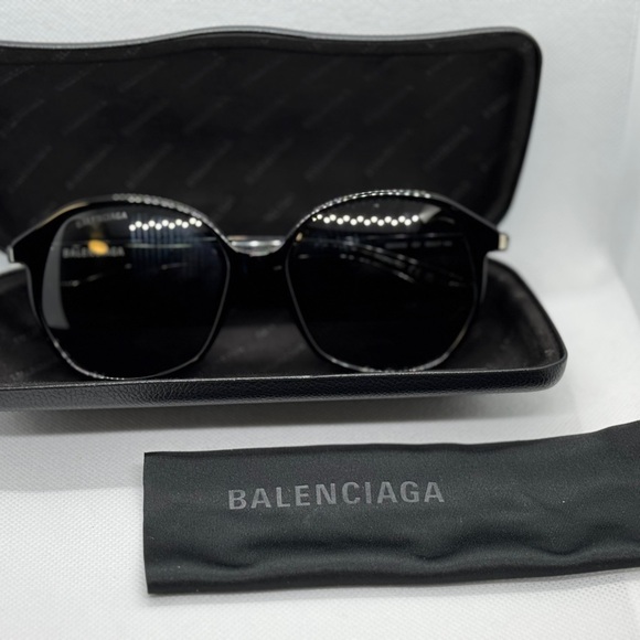 Balenciaga Black Sunglasses EUC - Picture 10 of 11